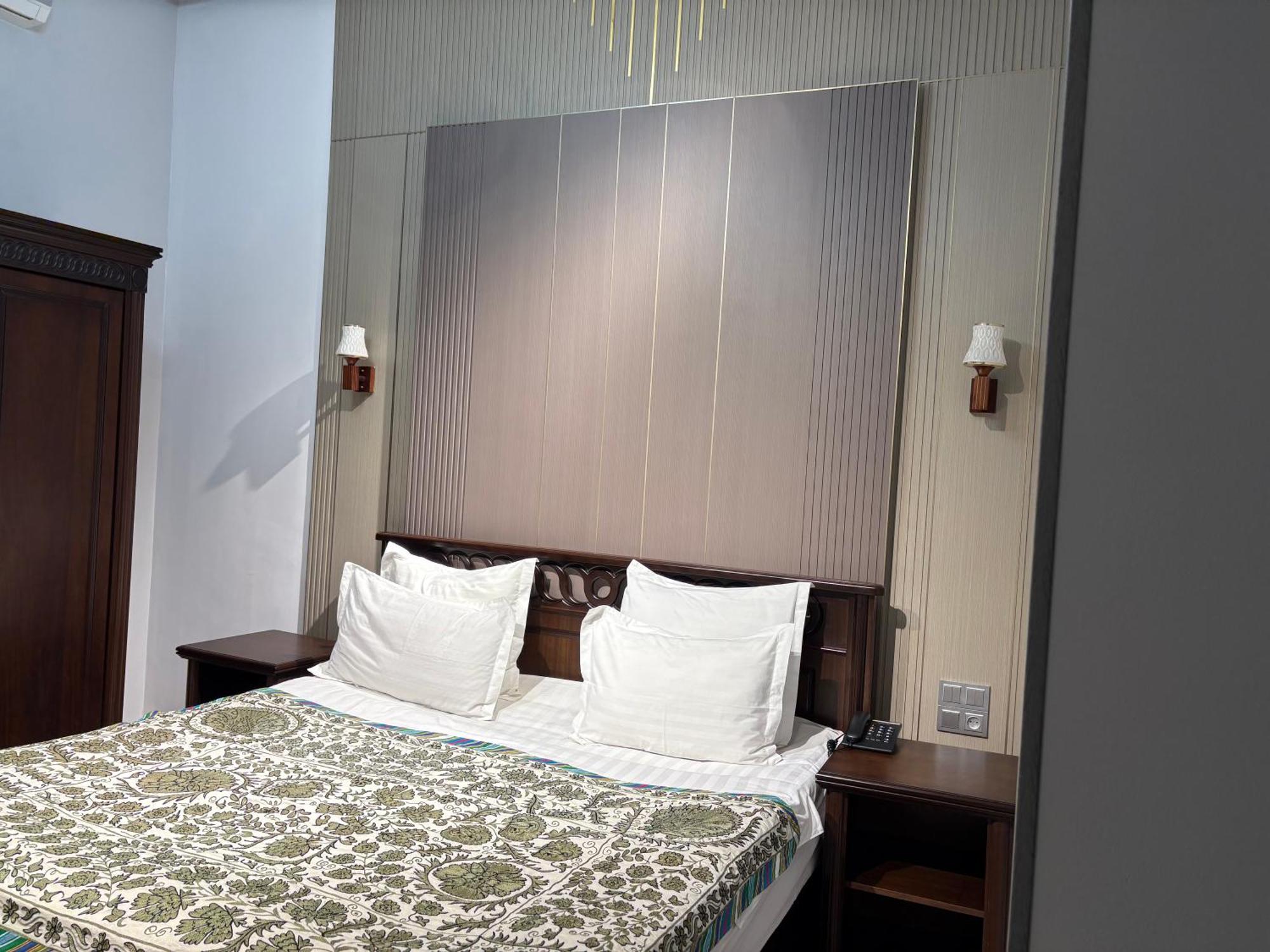 Boulevard Palace Hotel Samarkand Esterno foto