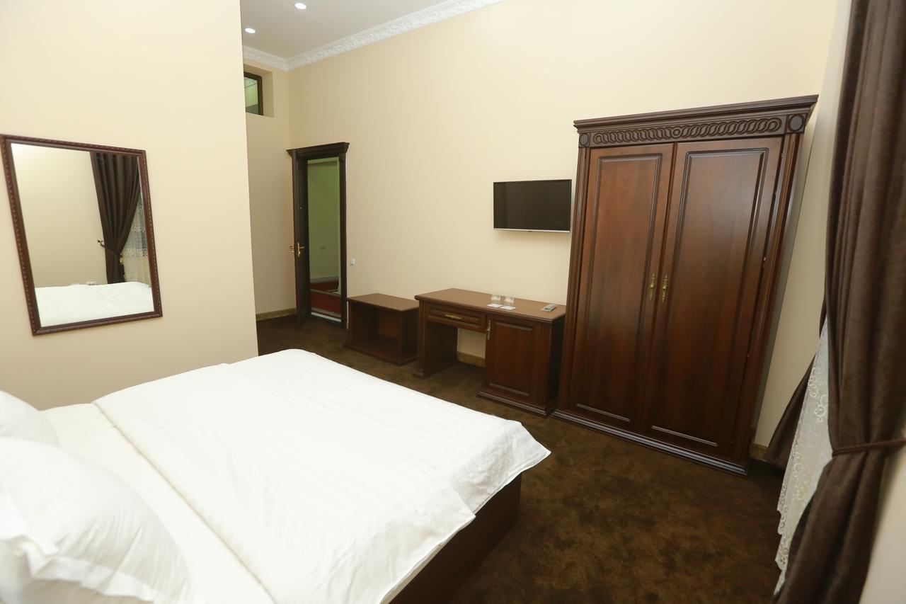 Boulevard Palace Hotel Samarkand Esterno foto