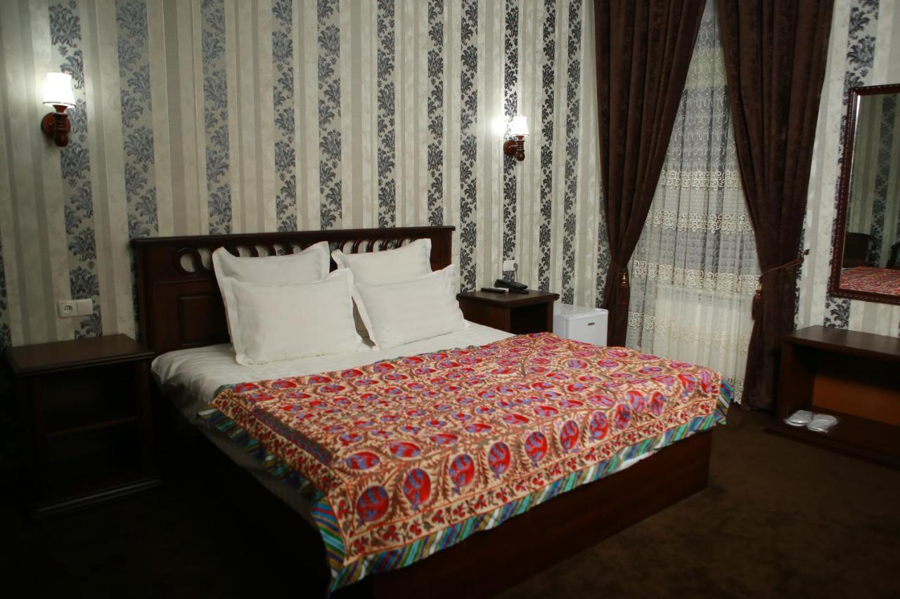 Boulevard Palace Hotel Samarkand Esterno foto