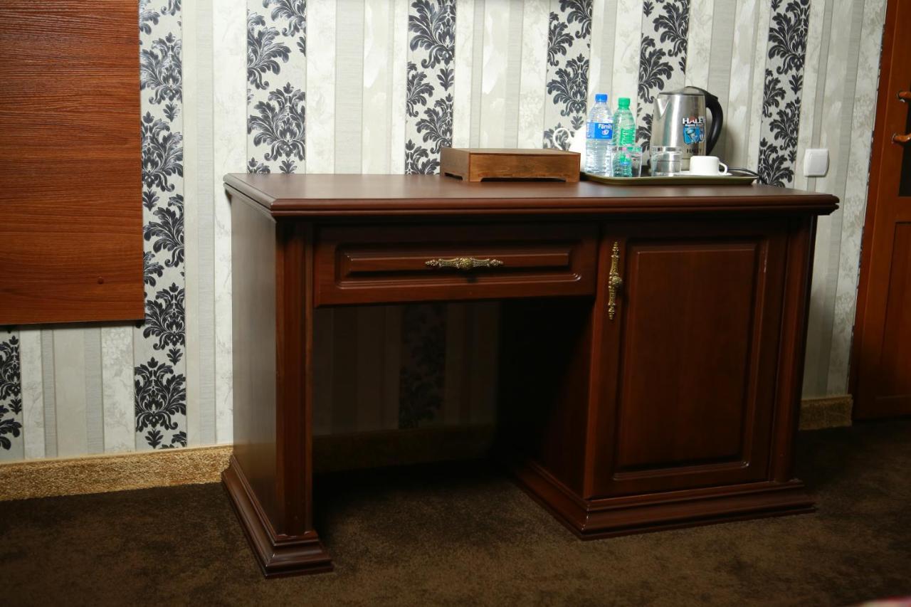 Boulevard Palace Hotel Samarkand Esterno foto