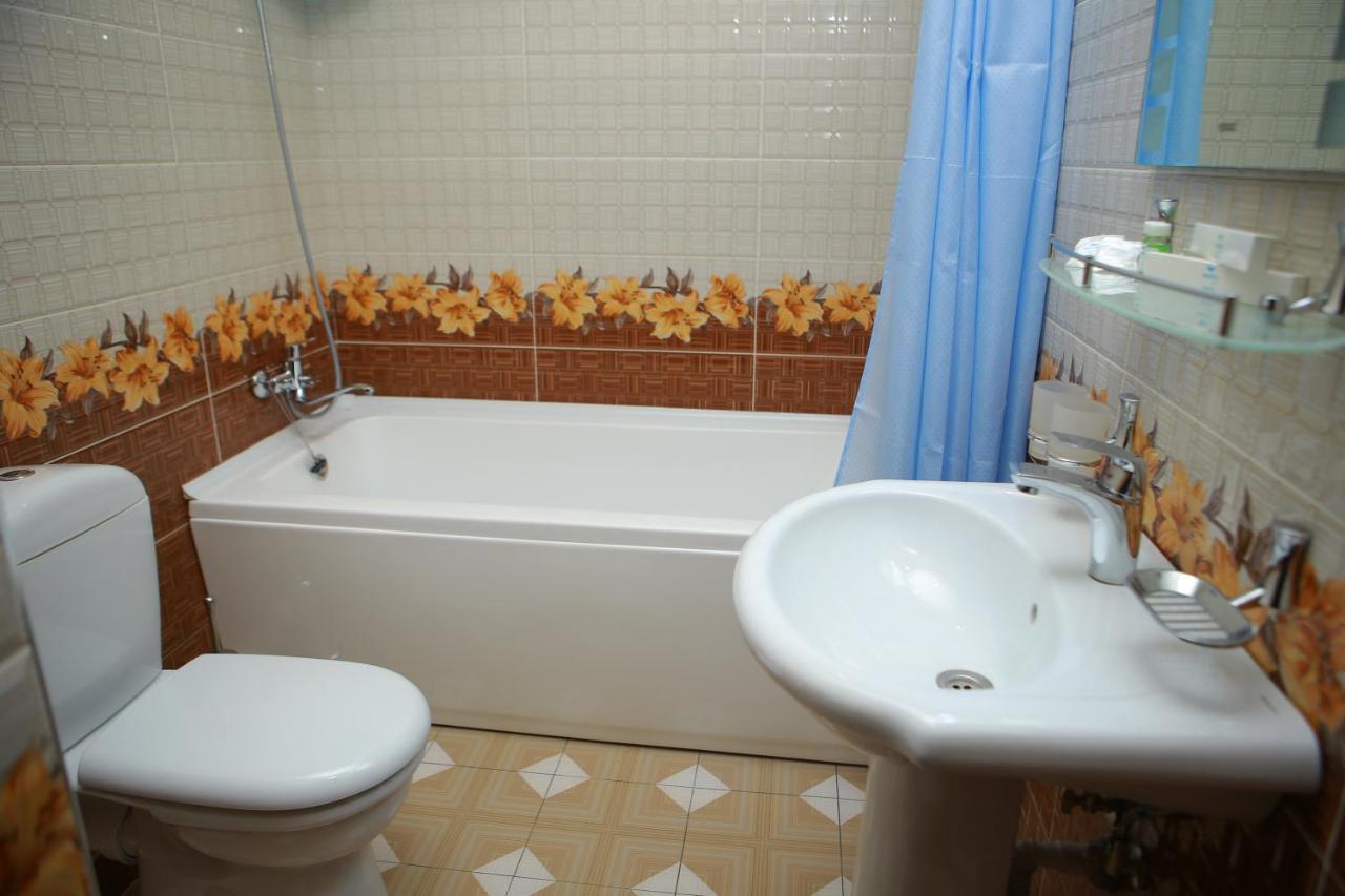 Boulevard Palace Hotel Samarkand Esterno foto